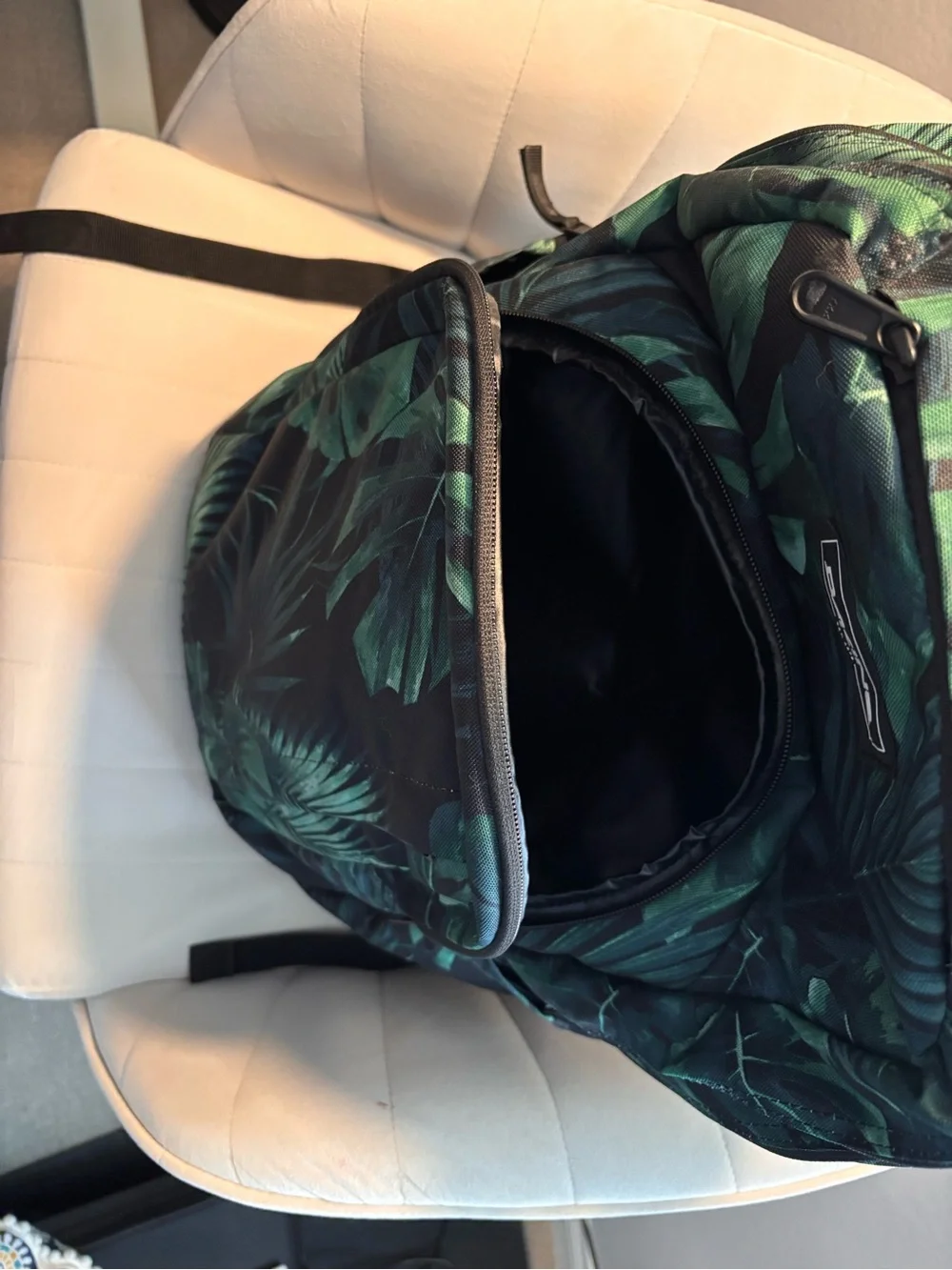 Dakine Dark Green Tropical Leaf Backpack